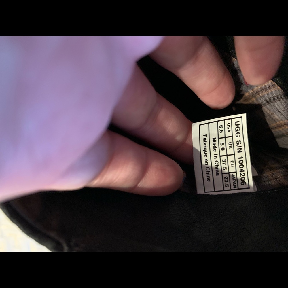 Ugg Jaspan Boots - Picture 4 of 4